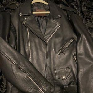 L coach black 100% leather jacket mrk.price 1,200